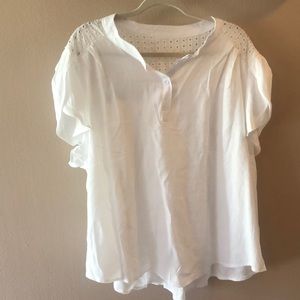 SHEIN white top